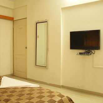 Mumbai Holiday Home Powai JVLR Road, Mumbai 3